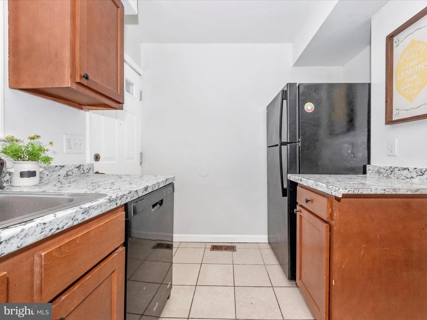 508 Wyeth Street photo 32