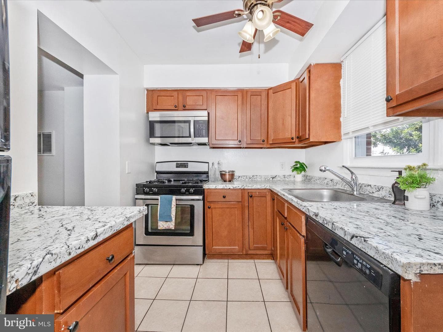 508 Wyeth Street photo 5