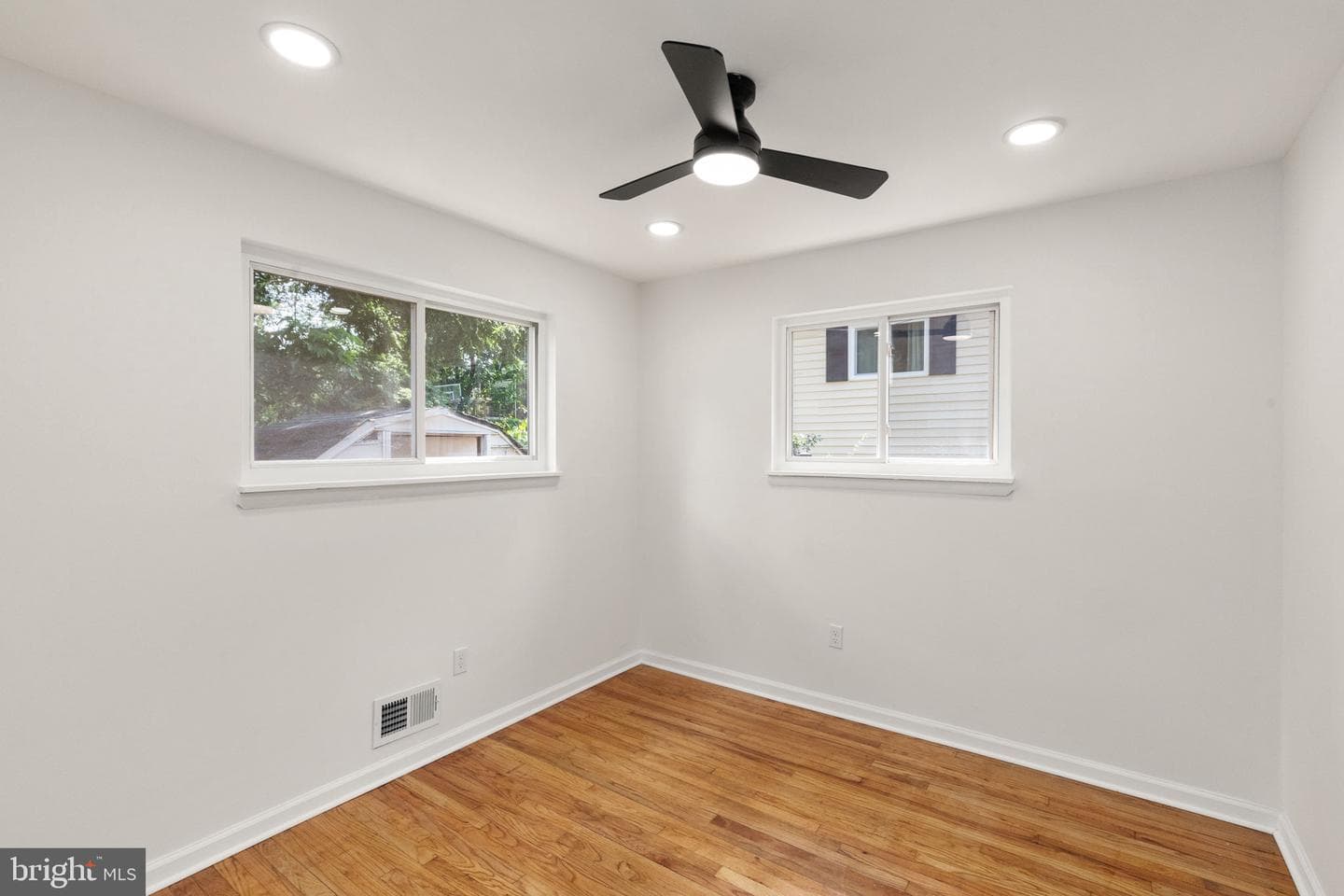5807 Pimlico Road photo 27