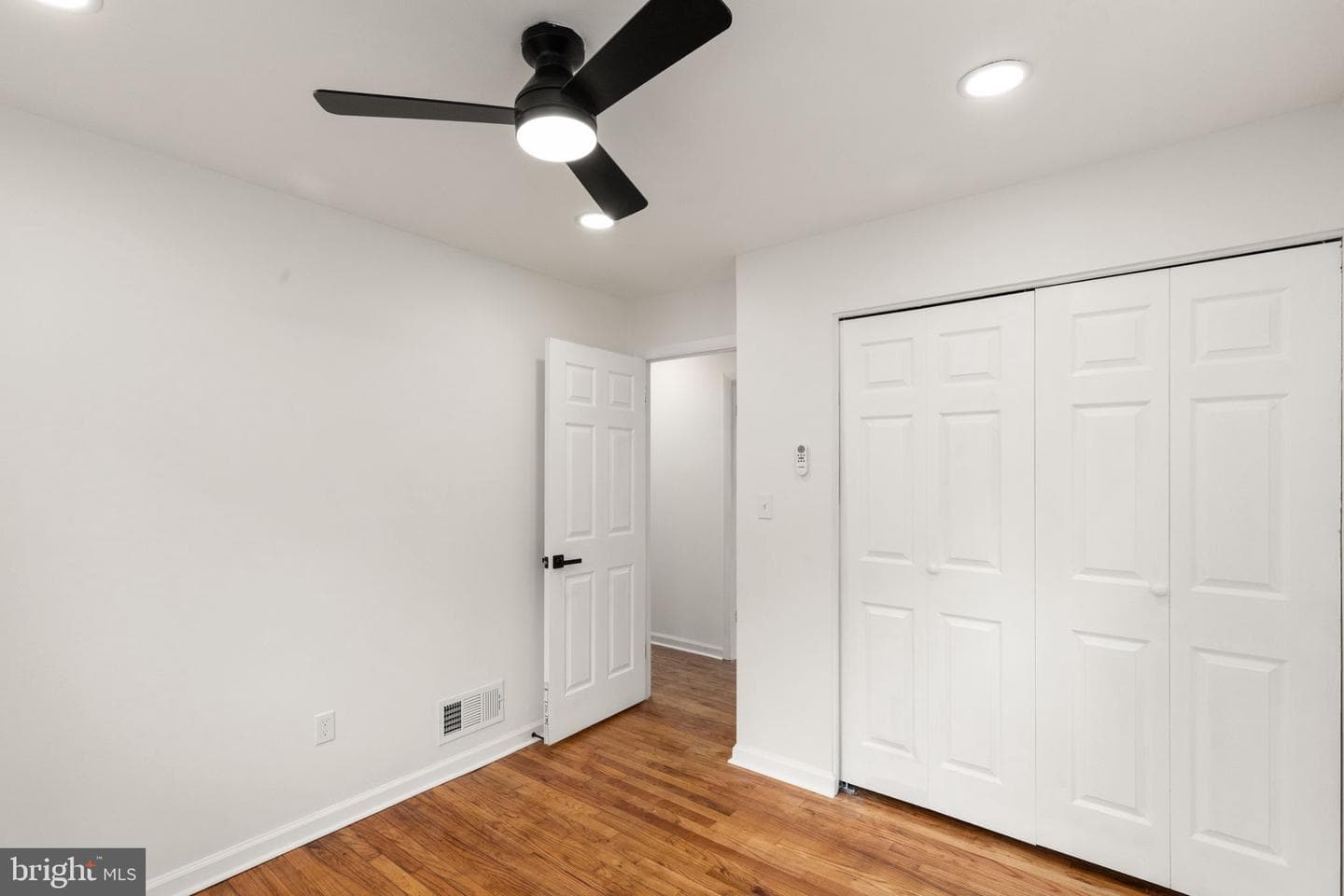 5807 Pimlico Road photo 28