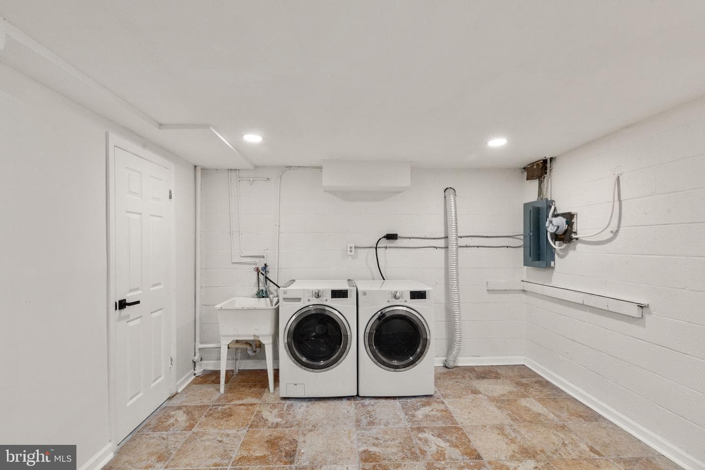 5807 Pimlico Road photo 35