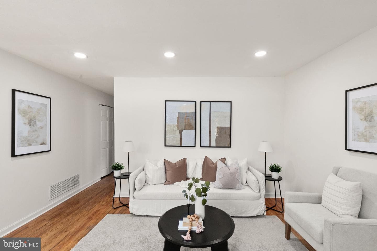 5807 Pimlico Road photo 6