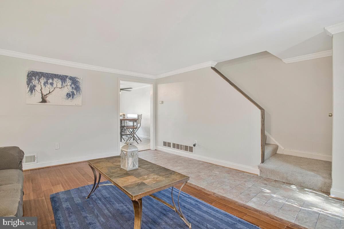 4802 Bowland Avenue photo 7