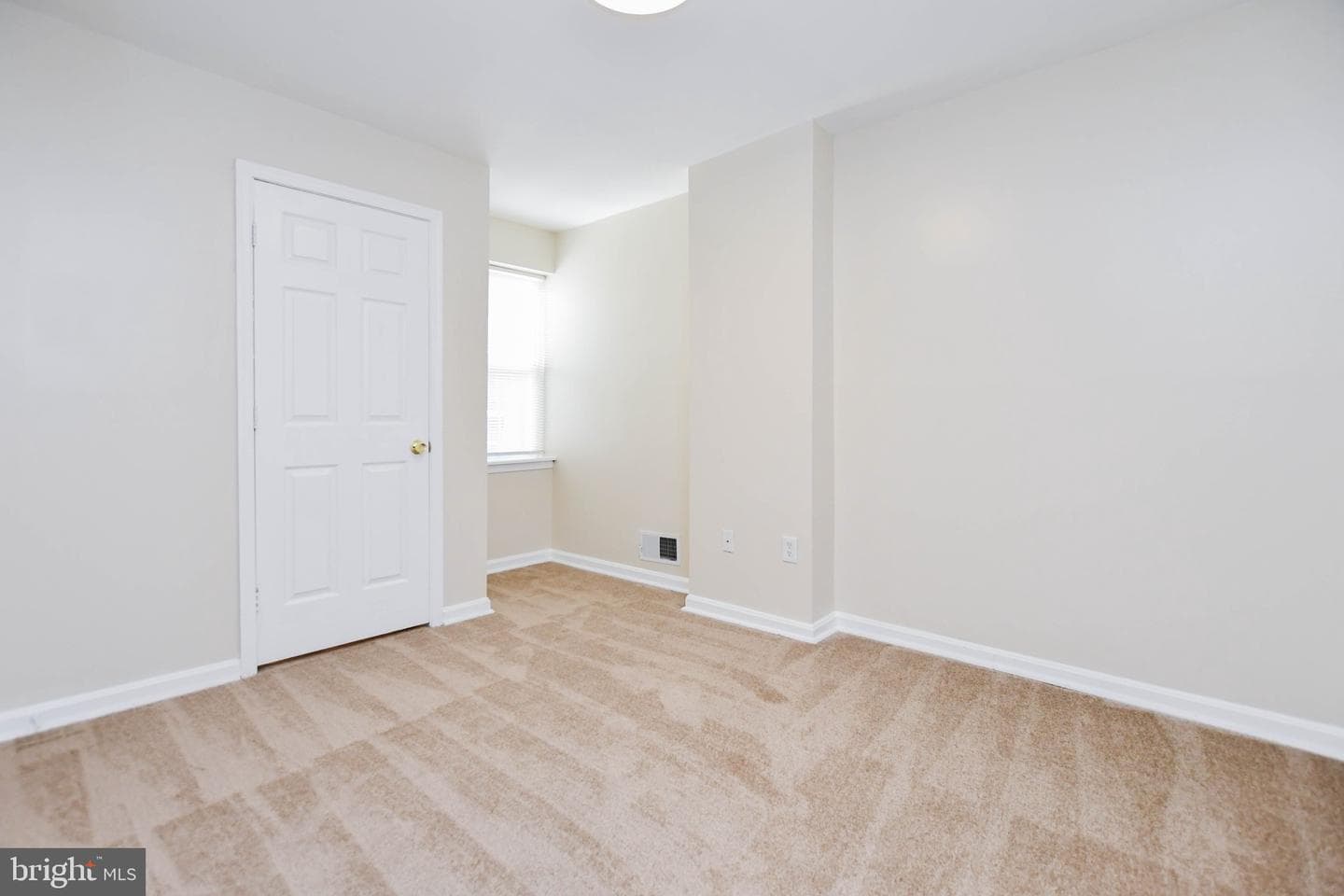 1640 Ashland Avenue photo 9