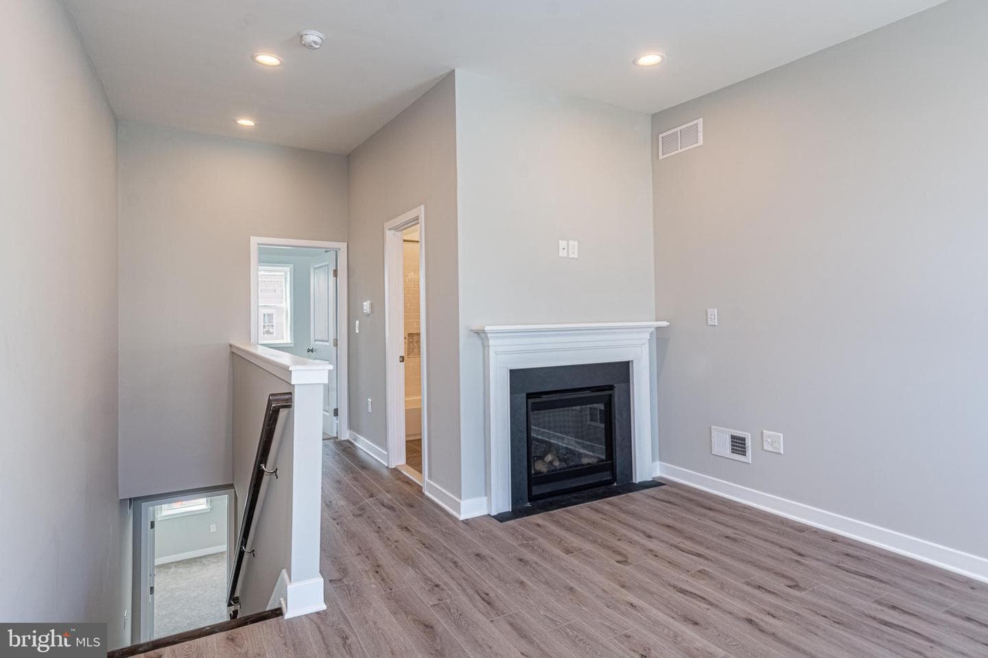 840 Edmondson Avenue photo 29