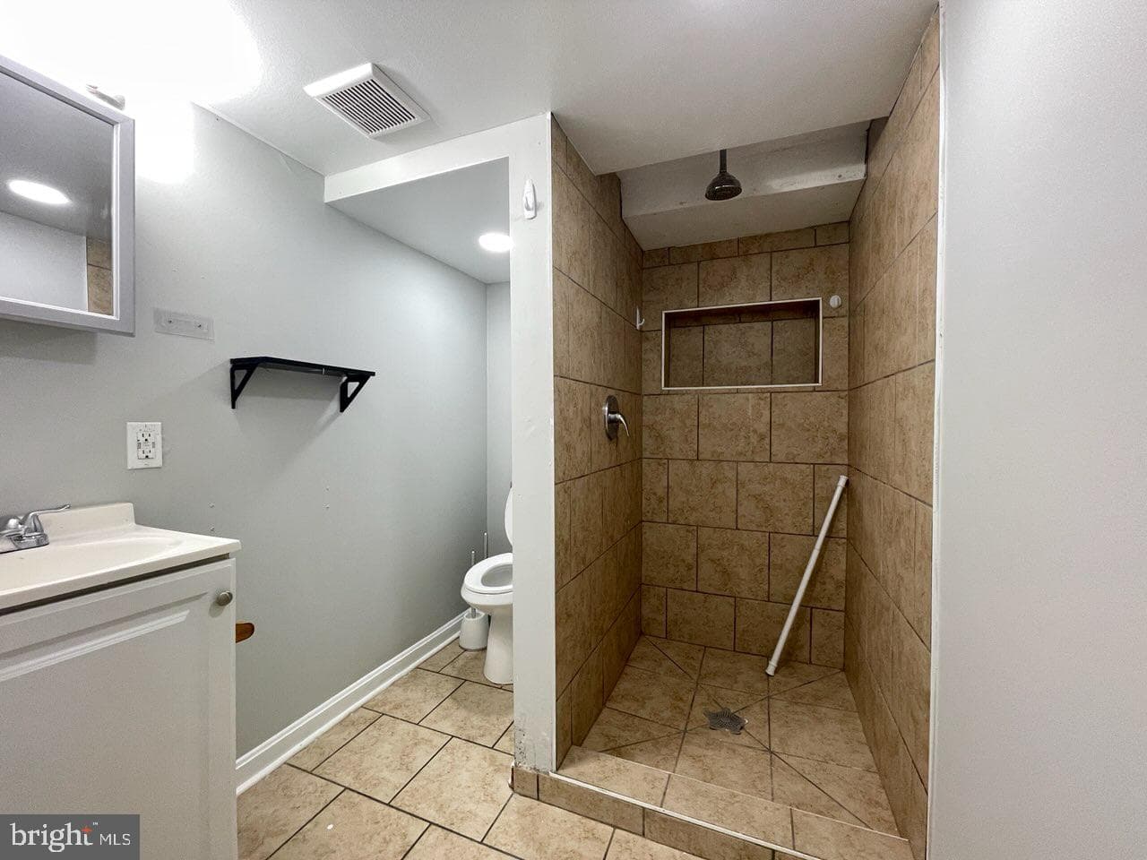 15 Kresson Street N photo 11