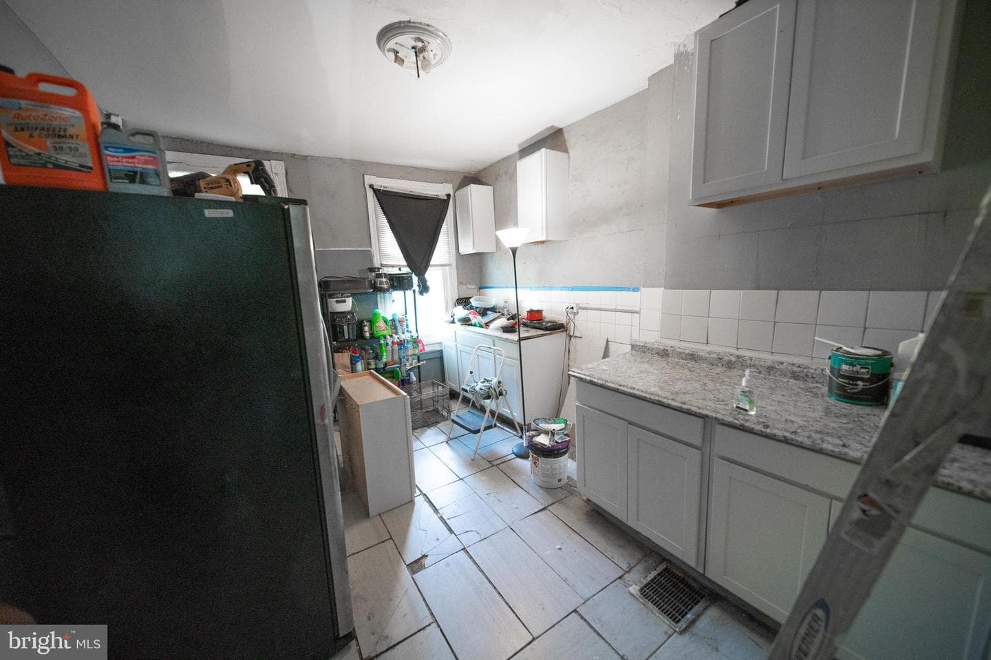 2869 Woodbrook Ave photo 4