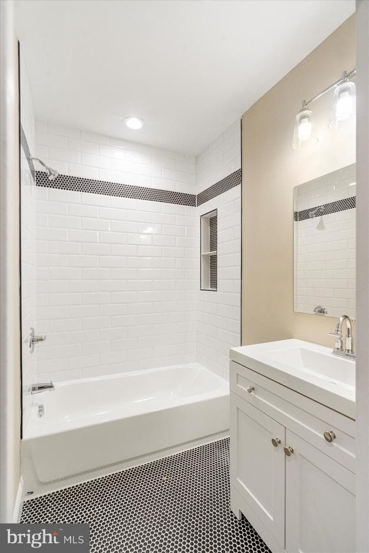 1718 Montpelier Street photo 35