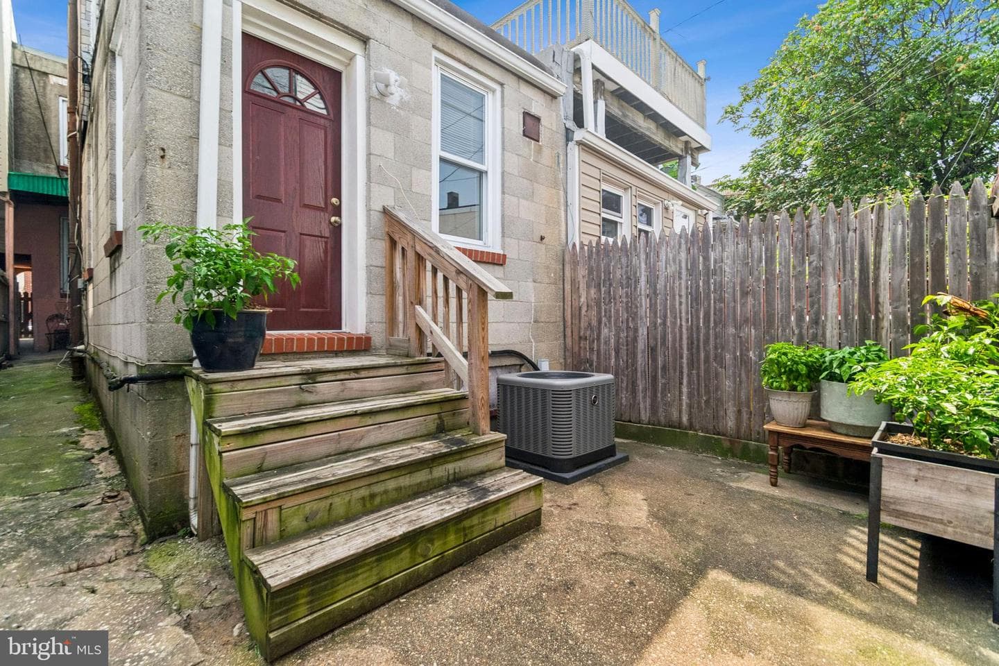 1704 S Charles Street photo 24