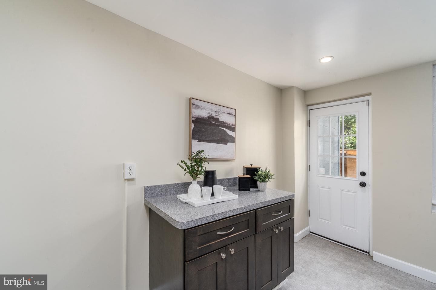 420 E Cross Street E photo 11