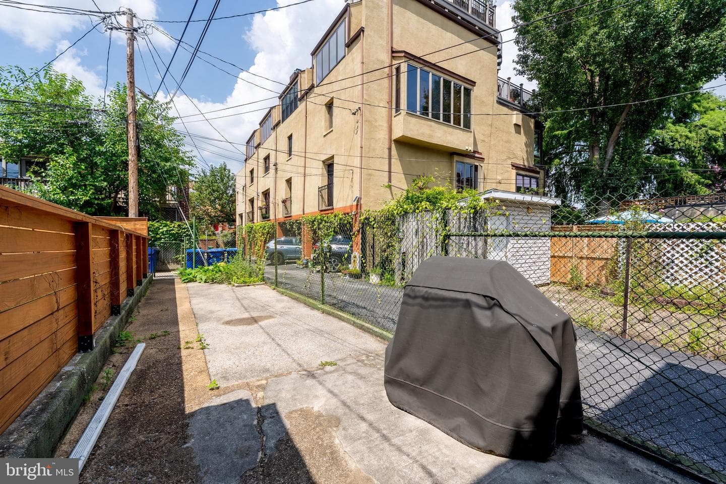 420 E Cross Street E photo 12