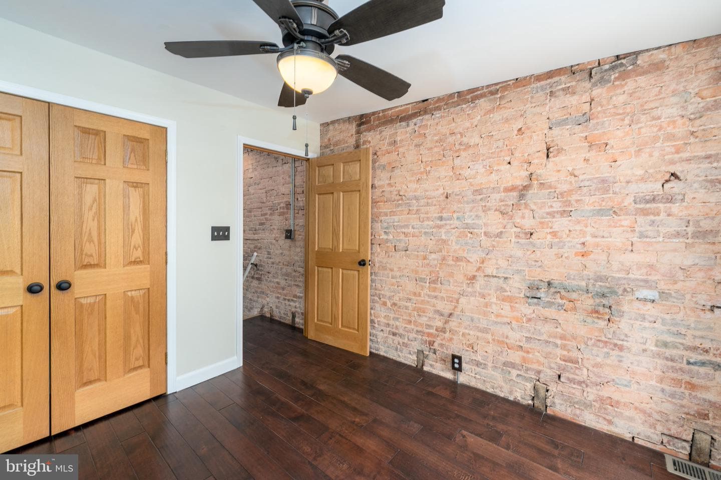 420 E Cross Street E photo 22