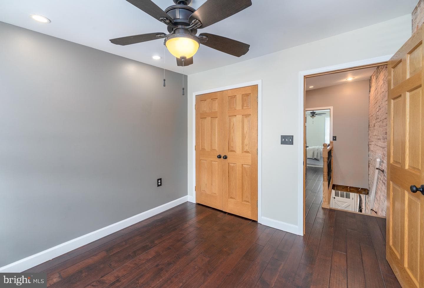 420 E Cross Street E photo 23