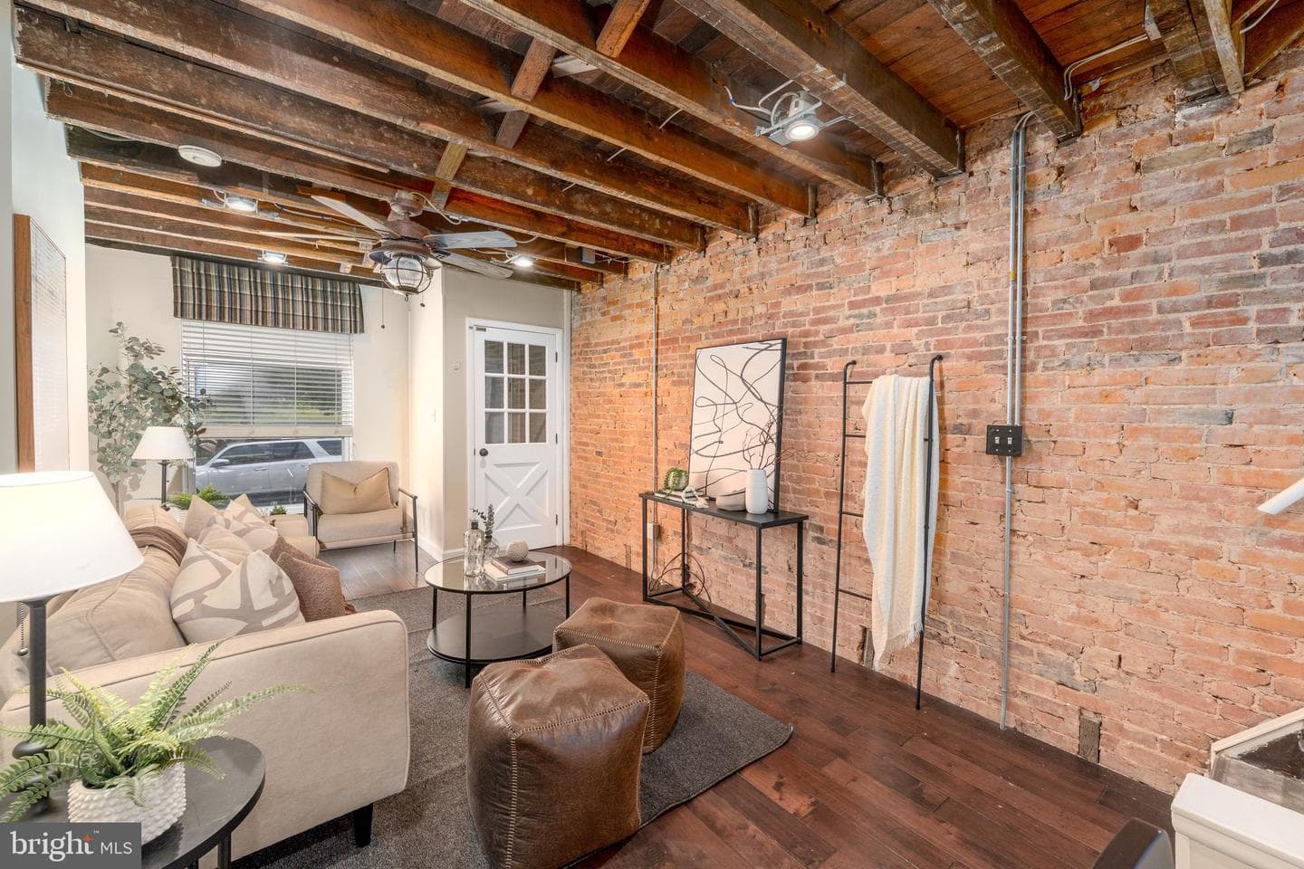420 E Cross Street E photo 5