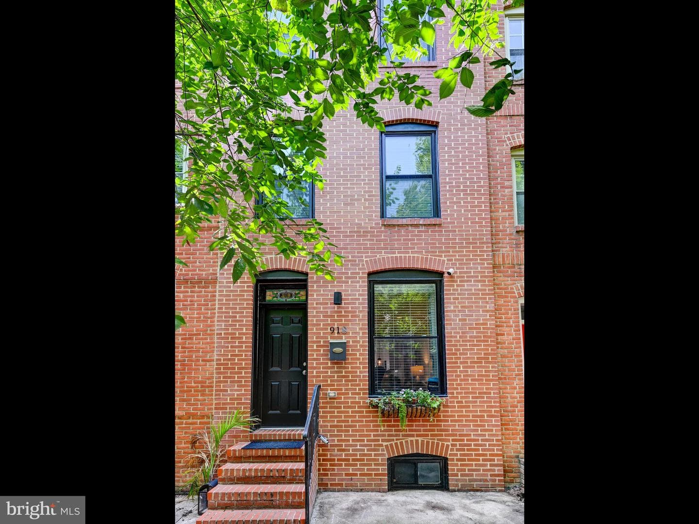 918 S Kenwood Avenue S photo 38