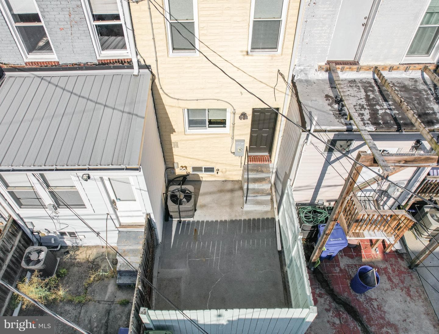 128 N Curley Street photo 35