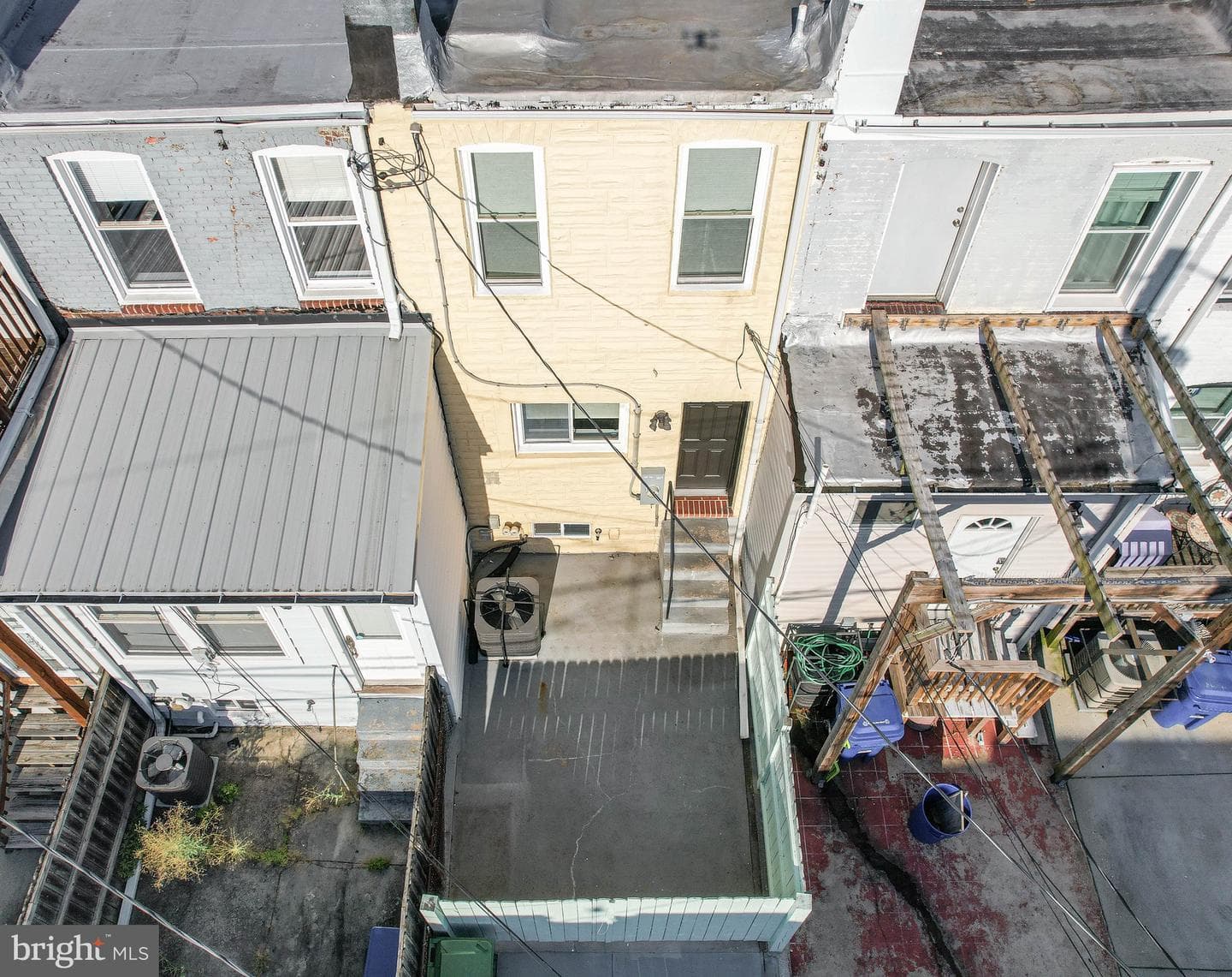 128 N Curley Street photo 36
