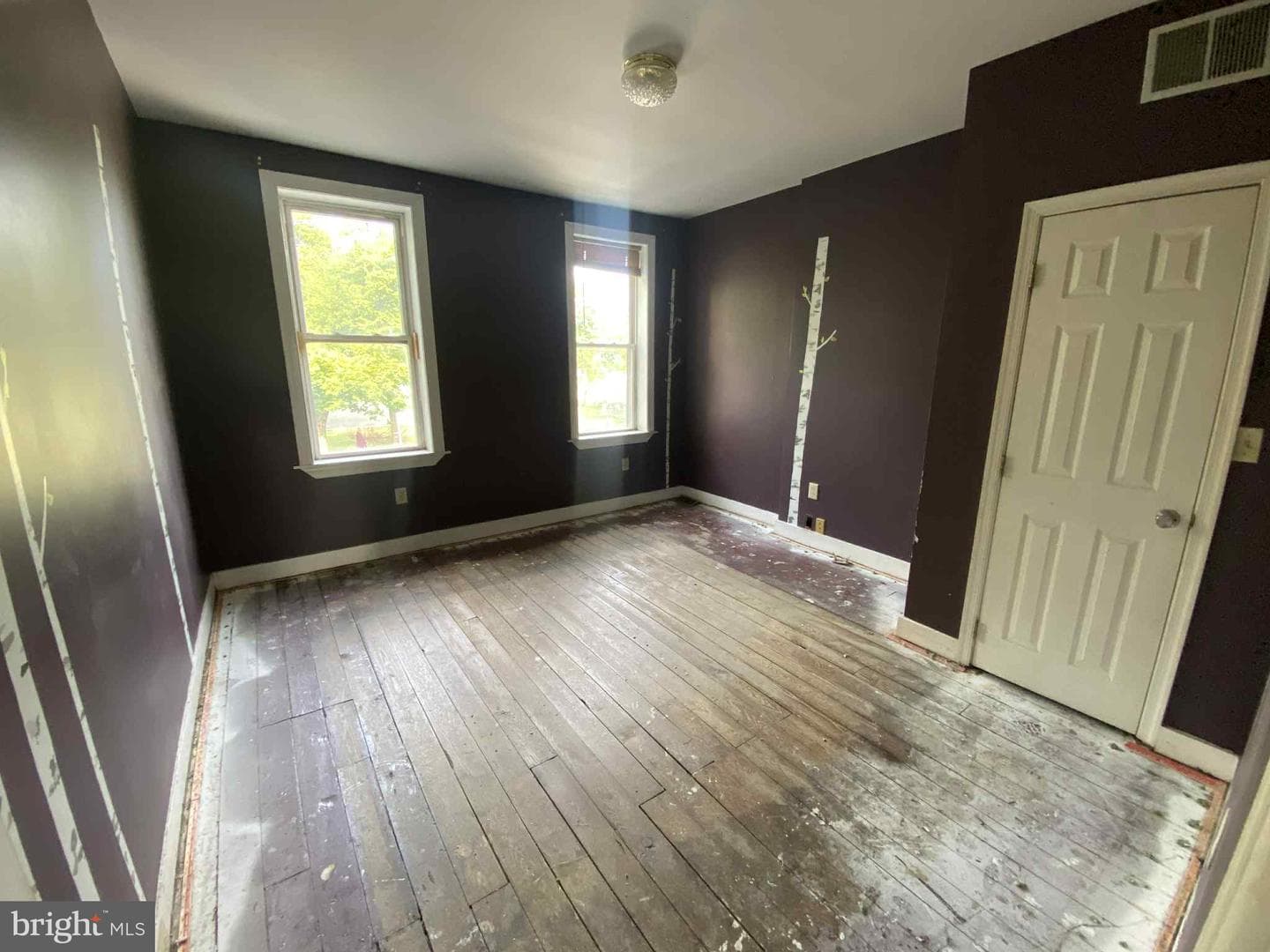 3907 Roland Avenue photo 16