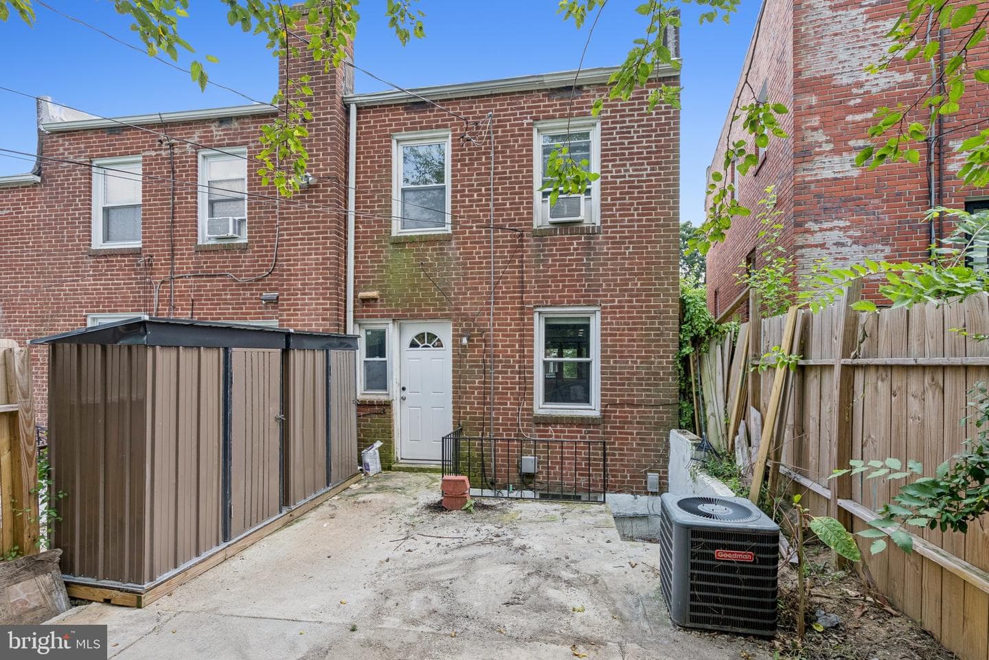 834 Glenwood Avenue photo 20
