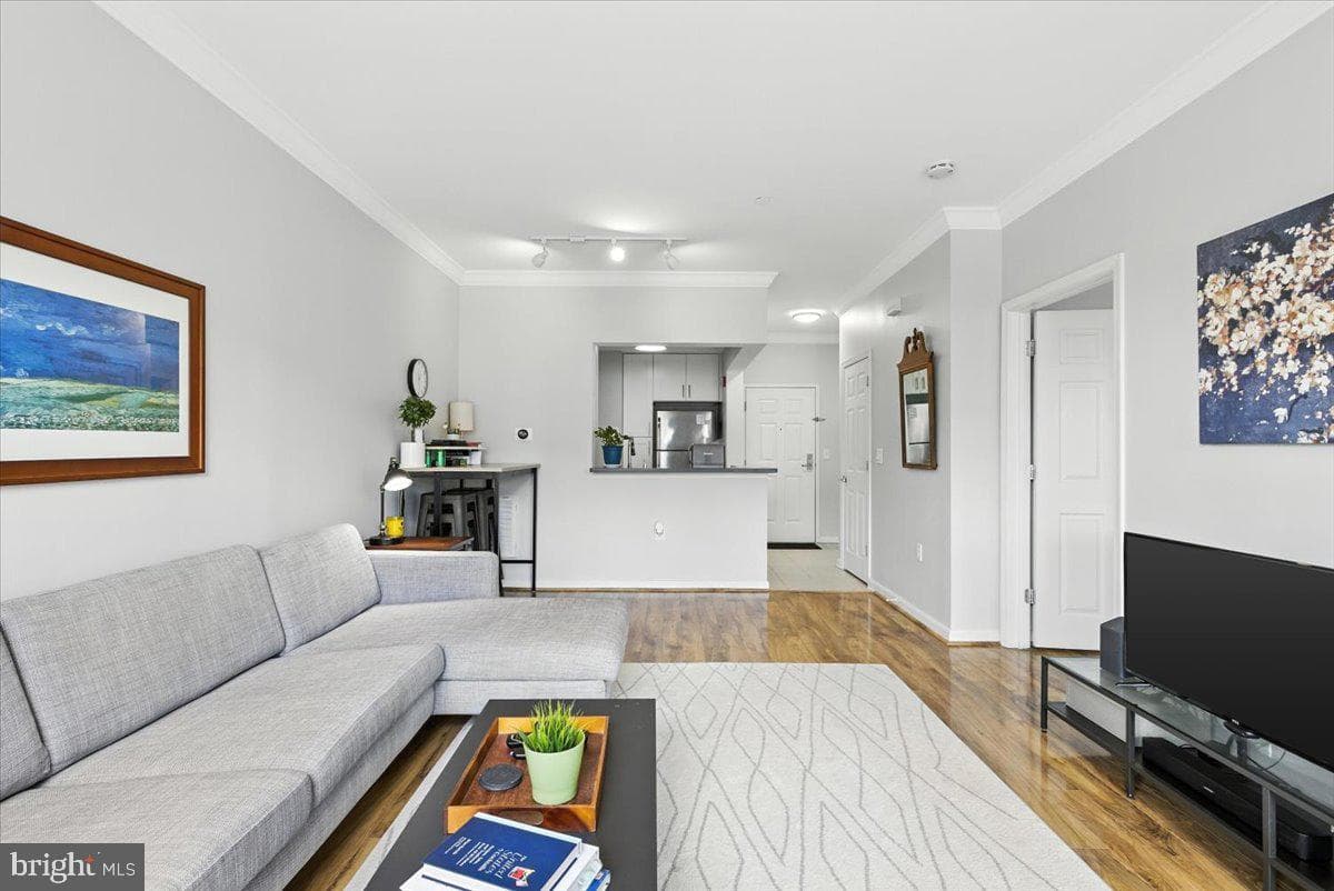 23 Pierside Drive #319 photo 13