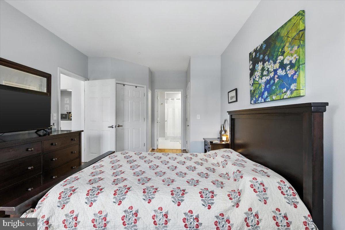 23 Pierside Drive #319 photo 16
