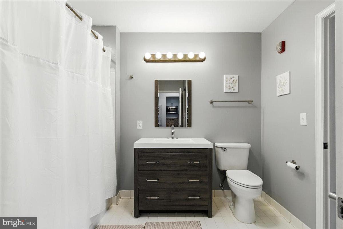 23 Pierside Drive #319 photo 8