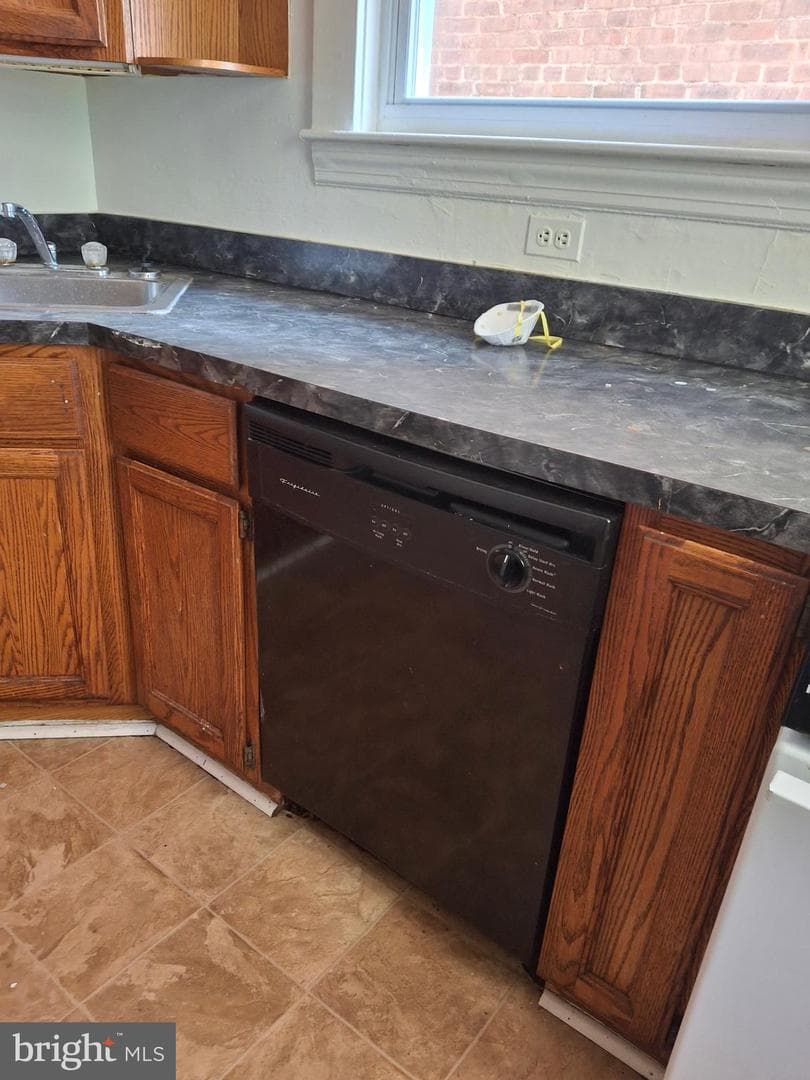 5104 Harford Road photo 19