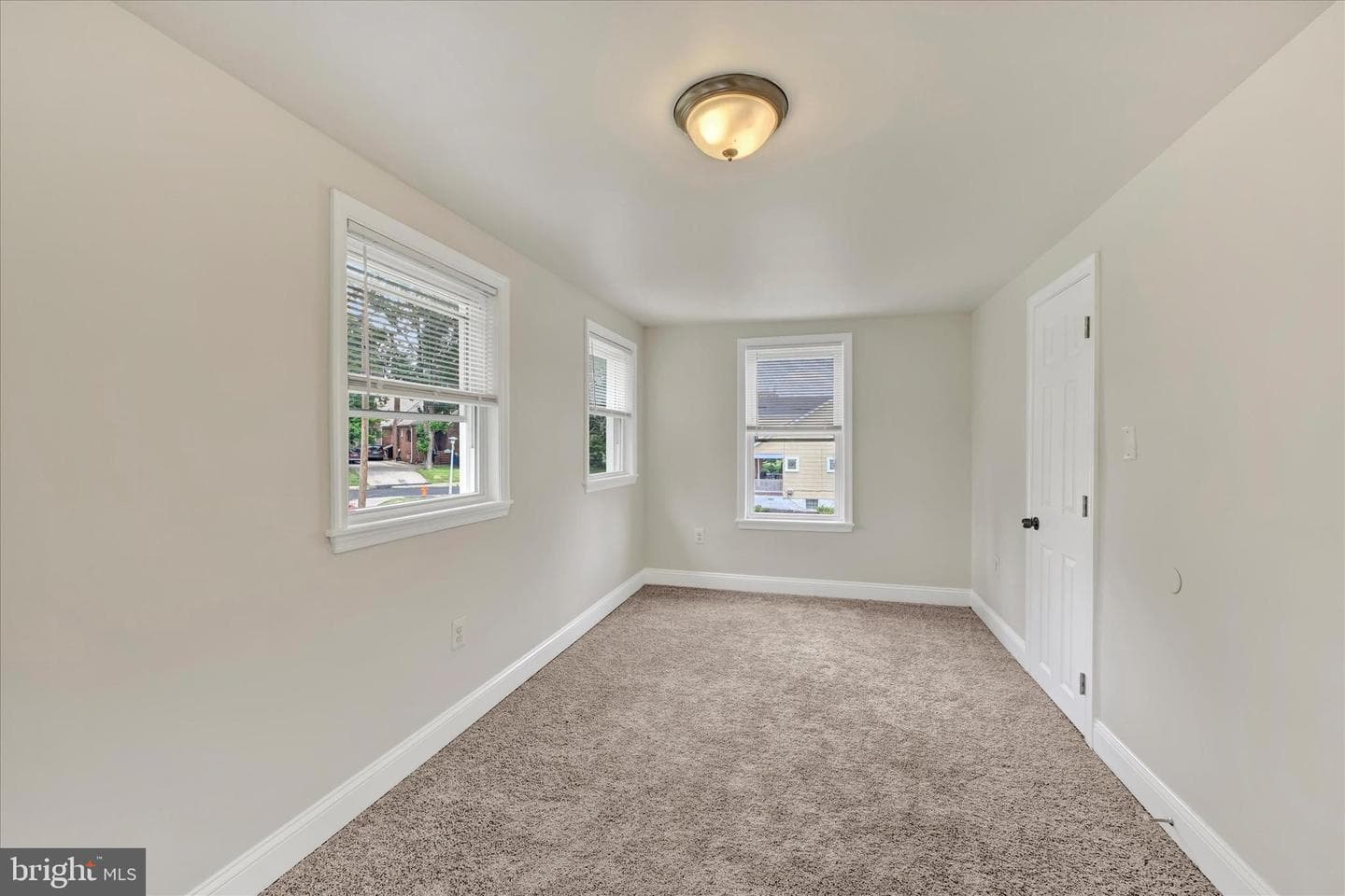 3403 Keene Avenue photo 21
