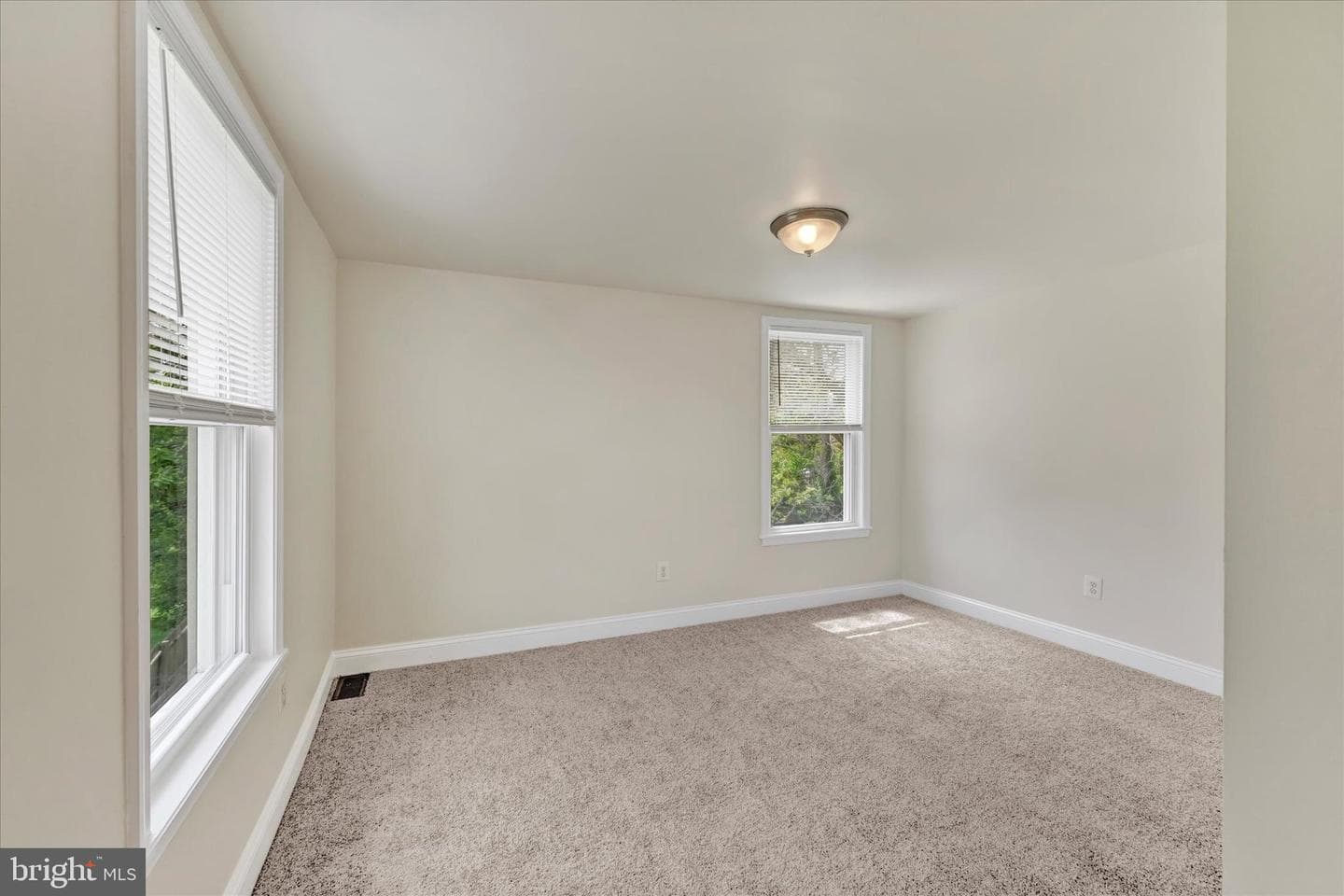 3403 Keene Avenue photo 26