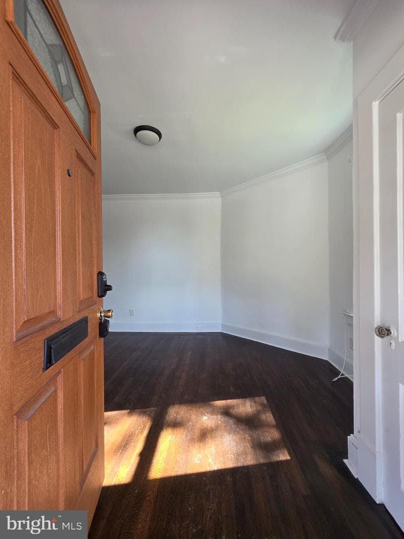 5107 Midwood Avenue photo 4