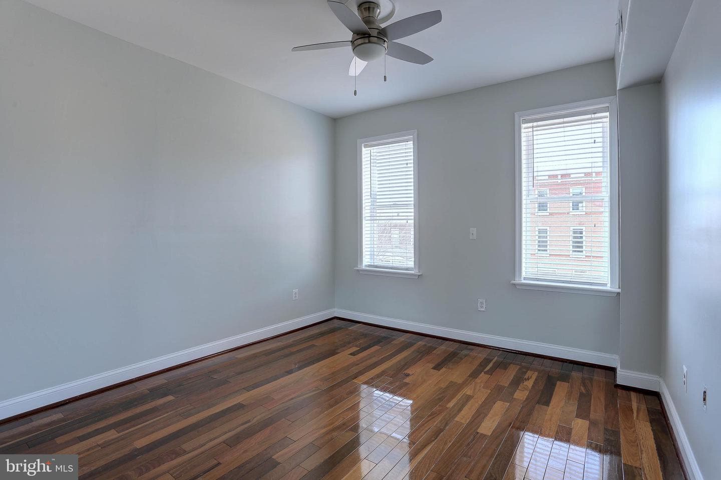 2321 Barclay Street photo 12
