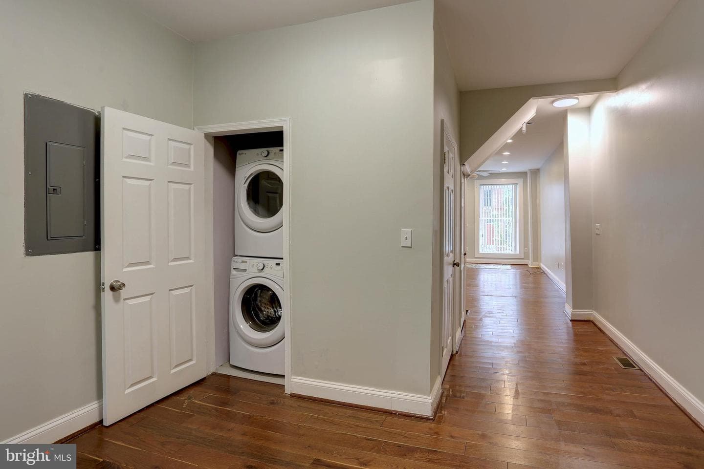 2321 Barclay Street photo 14