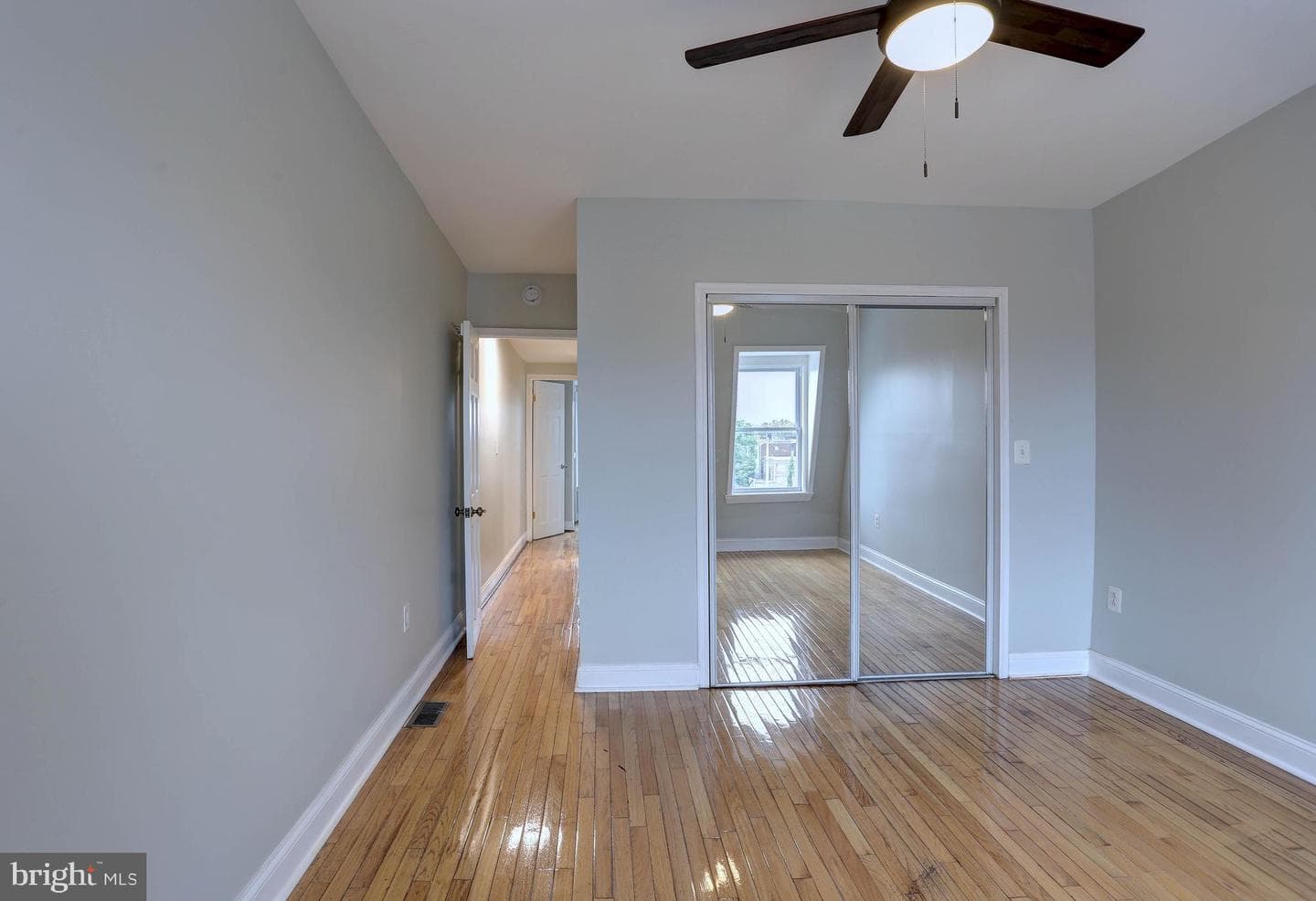 2321 Barclay Street photo 22