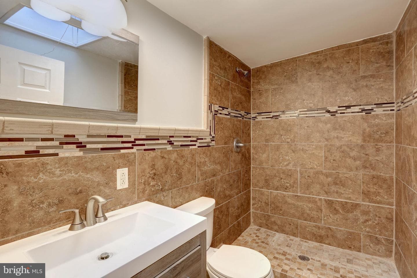 2321 Barclay Street photo 23