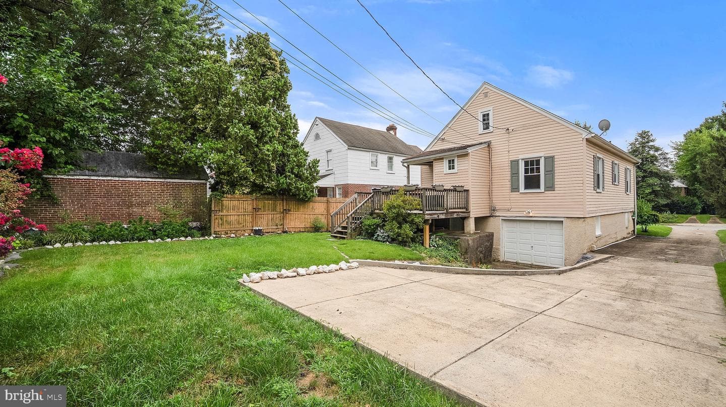2818 Bauernwood Avenue photo 23
