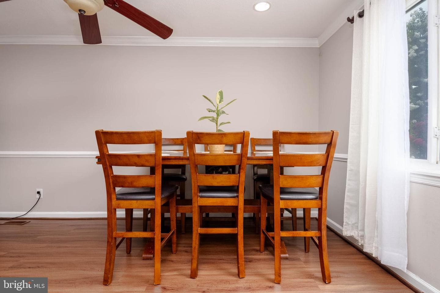 4017 Orchard Avenue photo 10