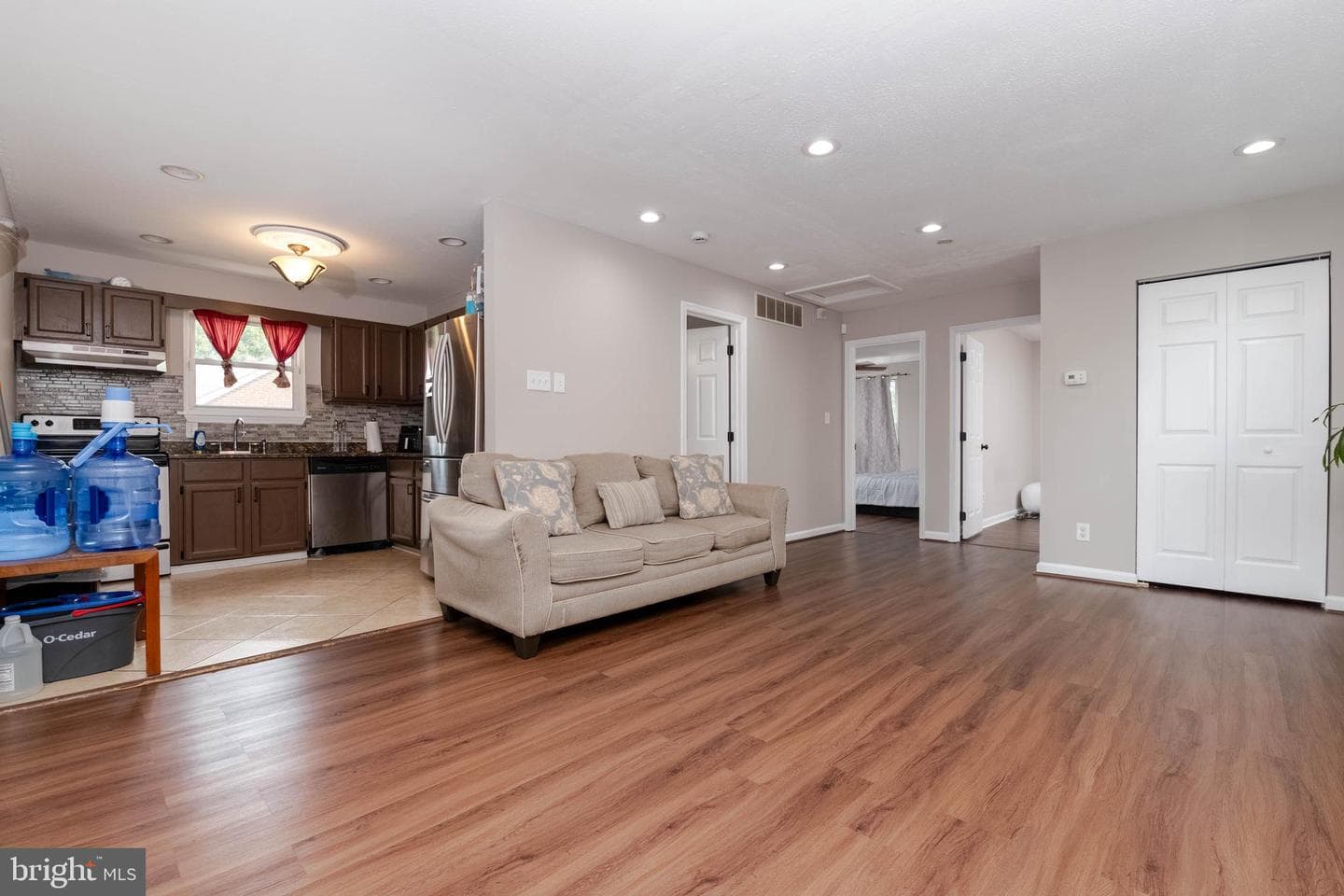 4017 Orchard Avenue photo 12