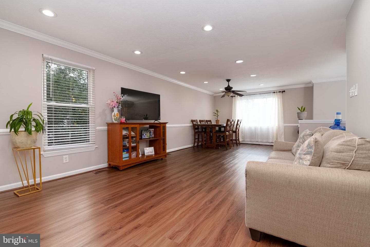 4017 Orchard Avenue photo 8