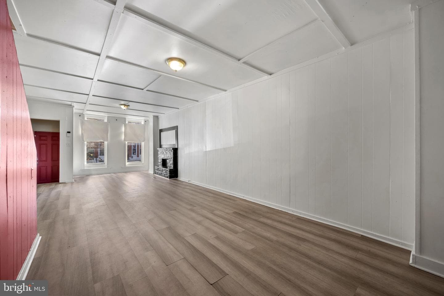 220 N Luzerne Avenue photo 11