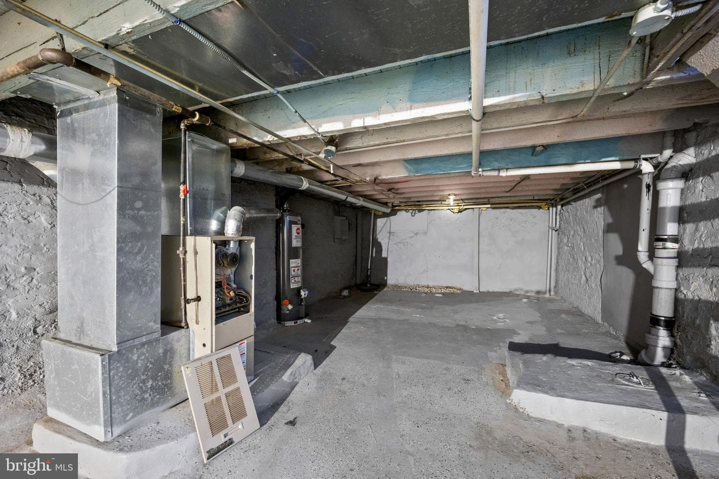 220 N Luzerne Avenue photo 40