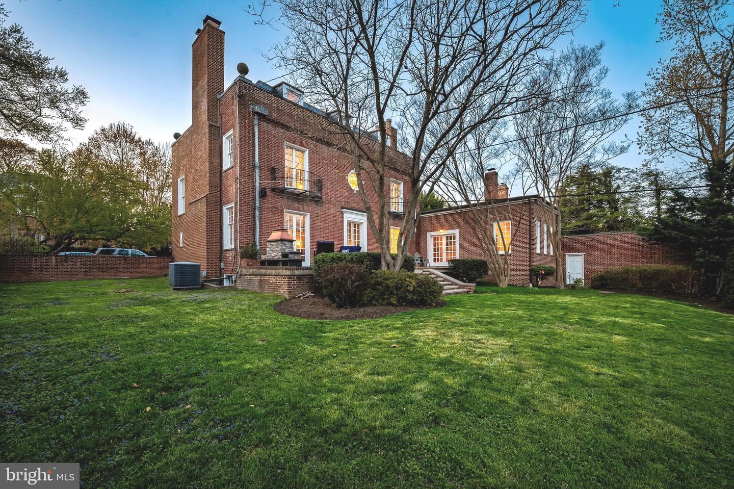 217 Wendover Road photo 59