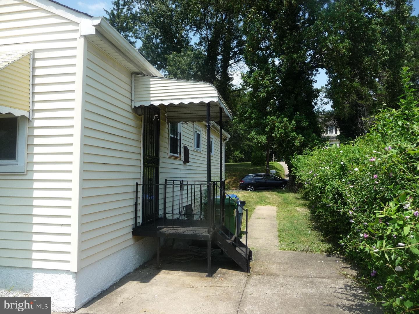 5417 Wabash Avenue photo 4