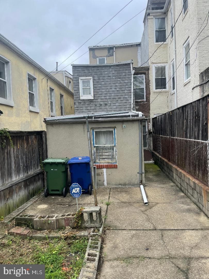 1923 E Baltimore Street photo 8