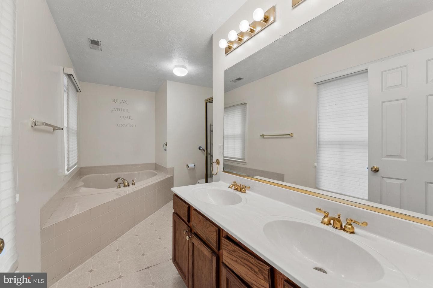 5110 Yellowwood Avenue photo 21