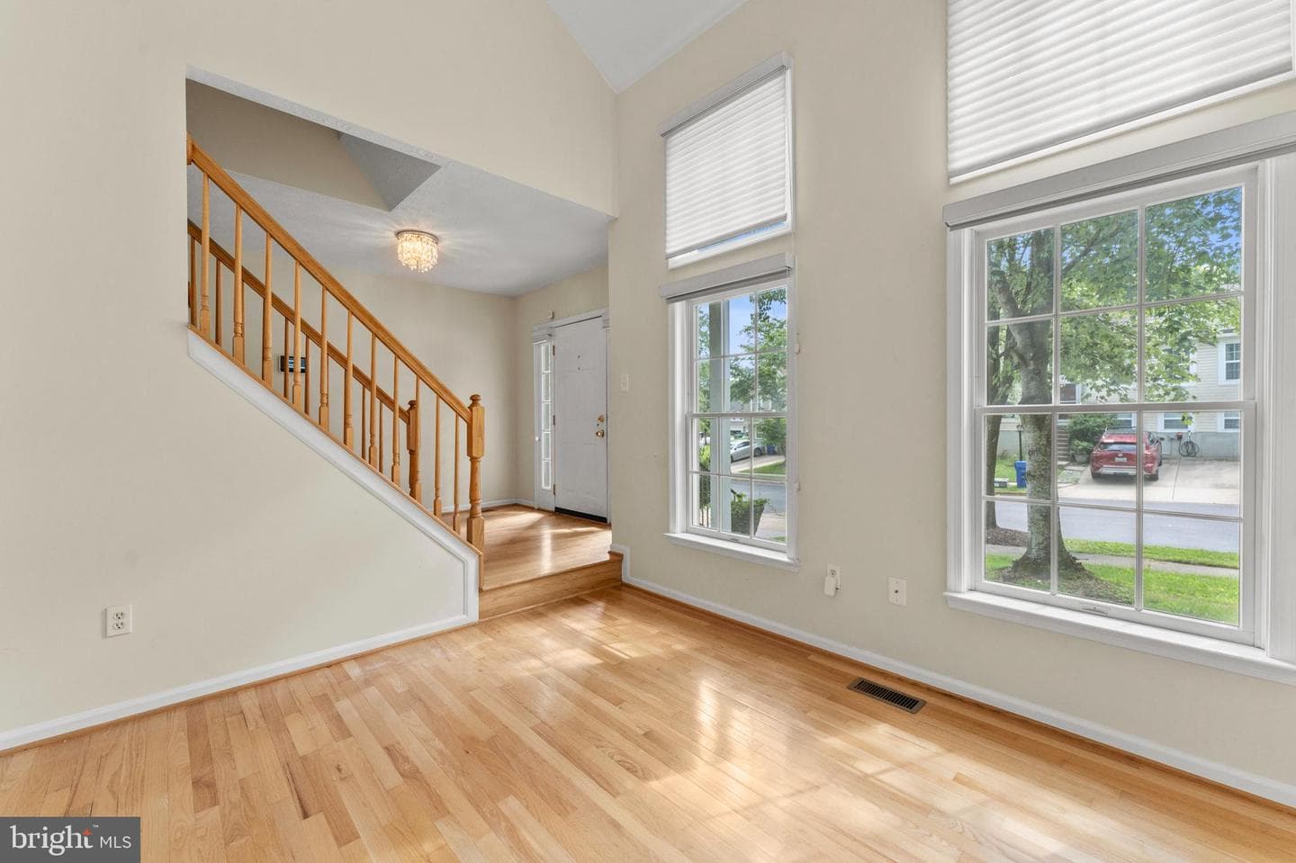 5110 Yellowwood Avenue photo 3