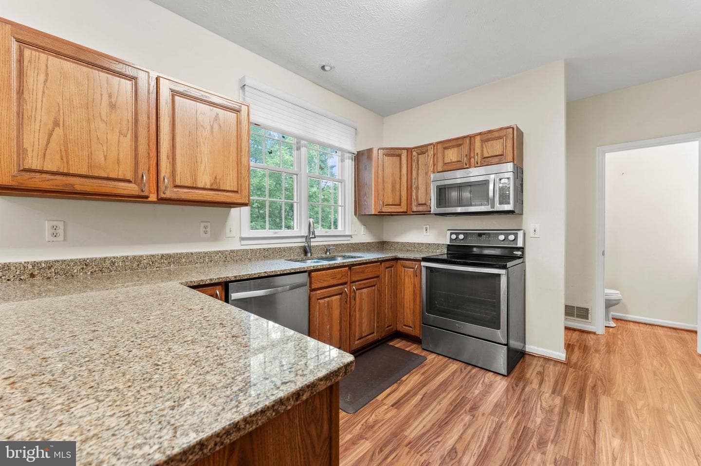 5110 Yellowwood Avenue photo 9