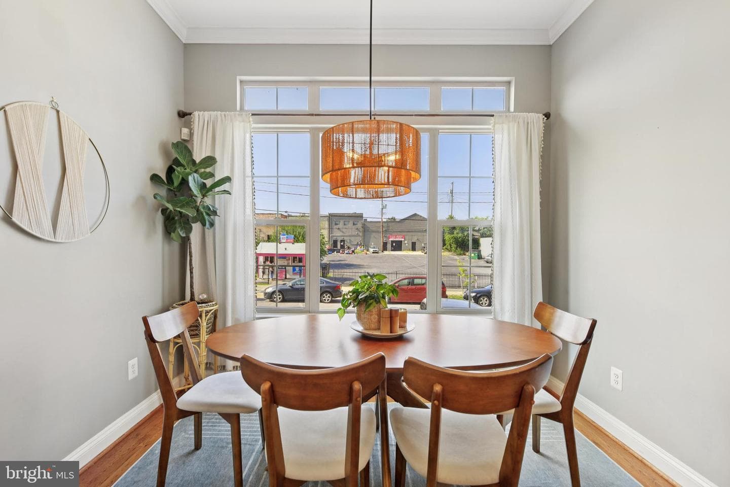 3905 Fleet Street photo 10