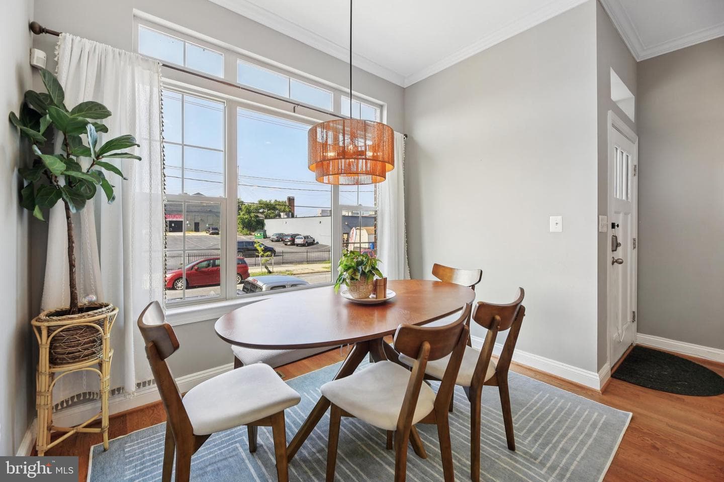 3905 Fleet Street photo 11