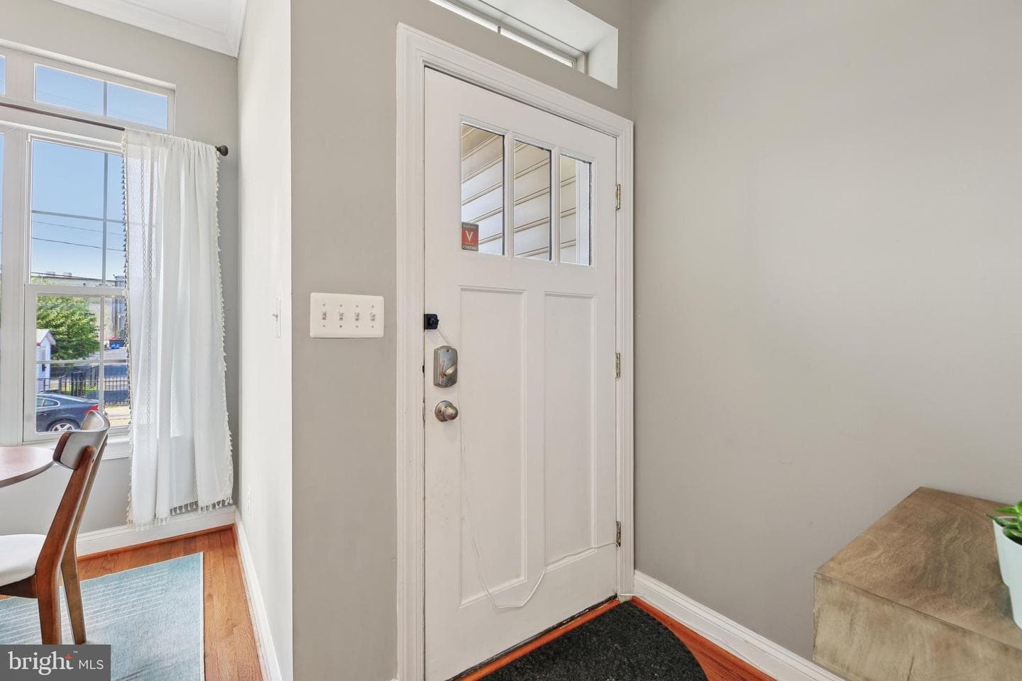 3905 Fleet Street photo 4