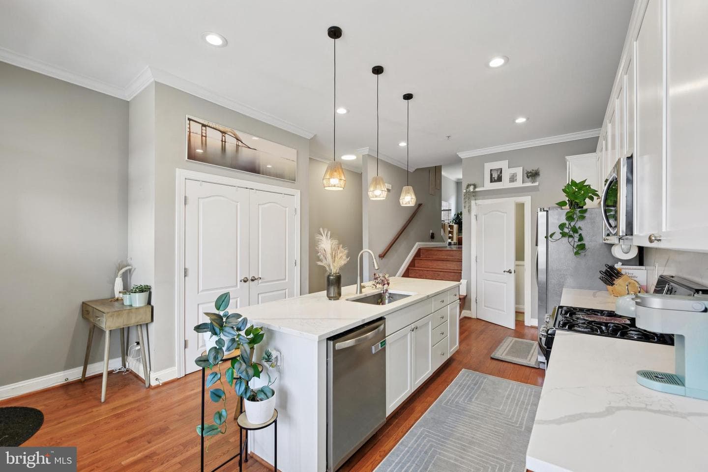 3905 Fleet Street photo 7